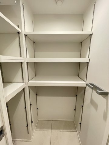 quador Contigo平和の収納