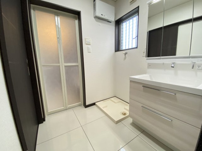 【洗面所】 | 築港一戸建