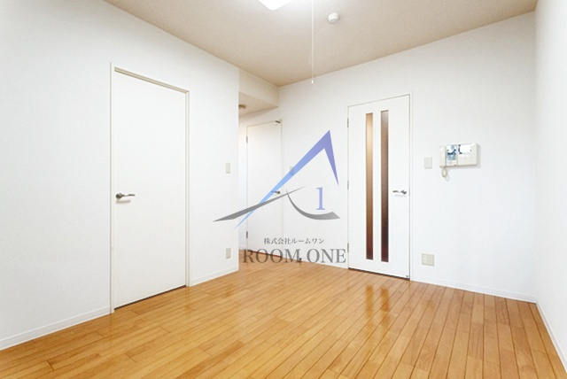 パレ・ホームズ大岡山の居間・リビング|洋室のお部屋です。