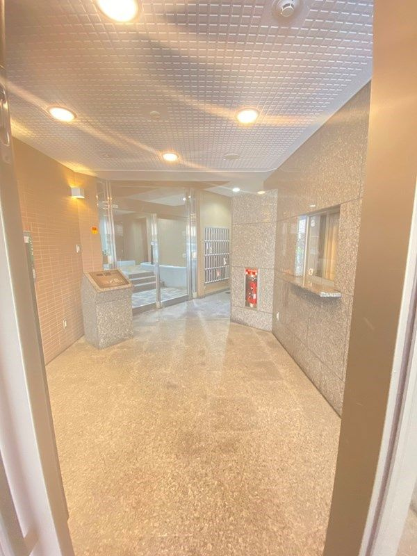 SUN恵比寿のエントランス