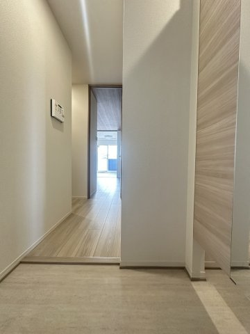 TORISIA今川の玄関