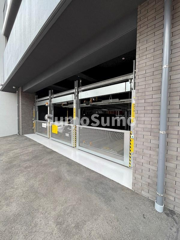 S-RESIDENCE中呉服の駐車場