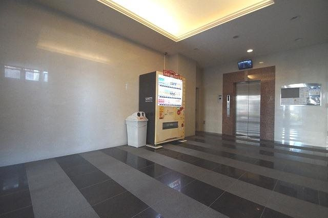 S-FORT福岡県庁前の外観