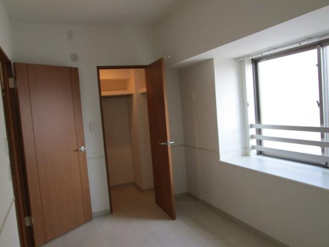 リア・コンフォートのその他|洋室６帖※同間取り写真転用
※現況優先となります。