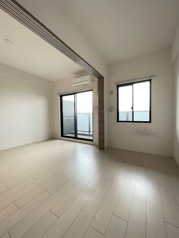 S-RESIDENCE中呉服の居間・リビング