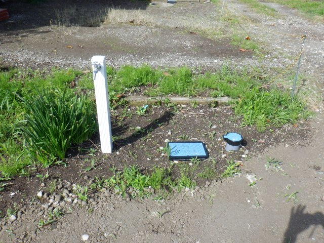 那古土地の周辺