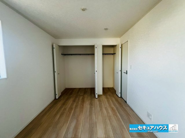 【今からご案内可能】日進市香久山　全3棟の洋室|【洋室】
◆お子様のお部屋や主寝室、来客時の宿泊室、趣味のお部屋としてもご利用いただけます♪