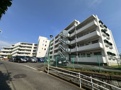 【外観】 | メゾン岸谷