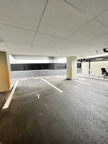 The TEN GOOD 祖原Ⅱの駐車場