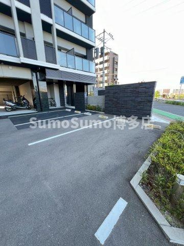 S-RESIDENCE大橋FLUSSの駐車場|駐車場です