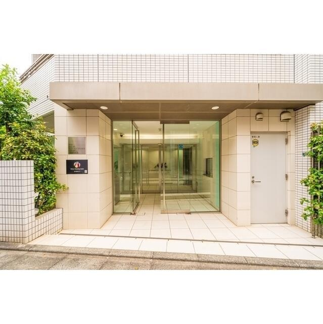 ＴＨＥパームス代々木上原コスモテラスのエントランス