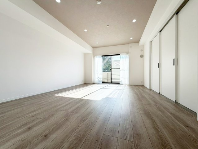 【居間・リビング】