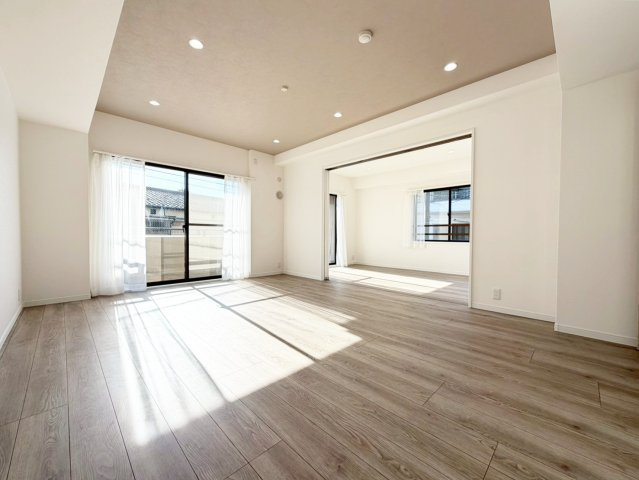 【居間・リビング】