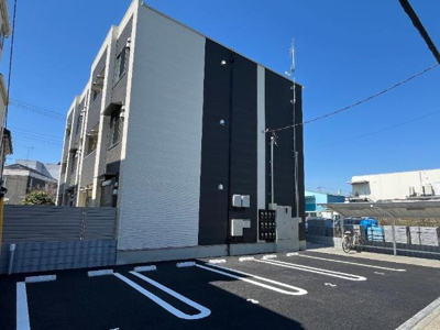 【駐車場】 | Ｒｅｇｉｎａ（レジーナ） | 外観写真（昼）