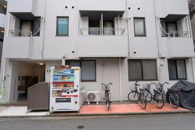 クロノス北小岩のエントランス