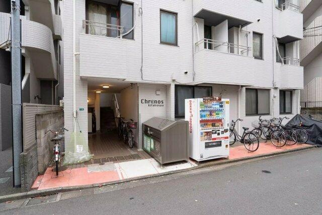 クロノス北小岩のエントランス