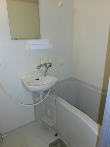 大阪市中央区農人橋１丁目の賃貸マンションの浴室