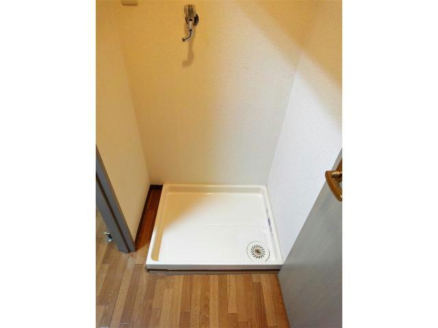 ヴィラ第壹番館の設備|洗濯機置き場※イメージ