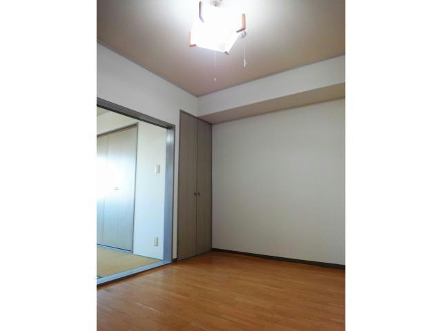 ヴィラ第壹番館の居間・リビング|洋室６帖※イメージ