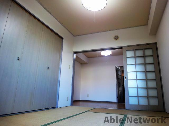 ヴィラ第壹番館の和室