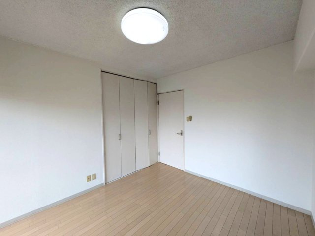 仁川グリーンハイツの洋室|広々とした洋室です