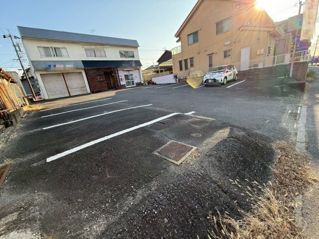 大谷ビルの駐車場