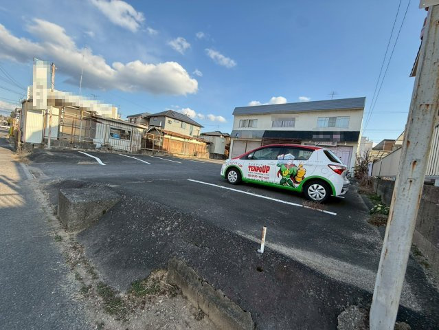 大谷ビルの駐車場