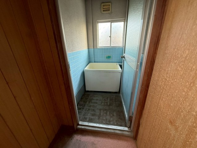 大谷ビルの浴室