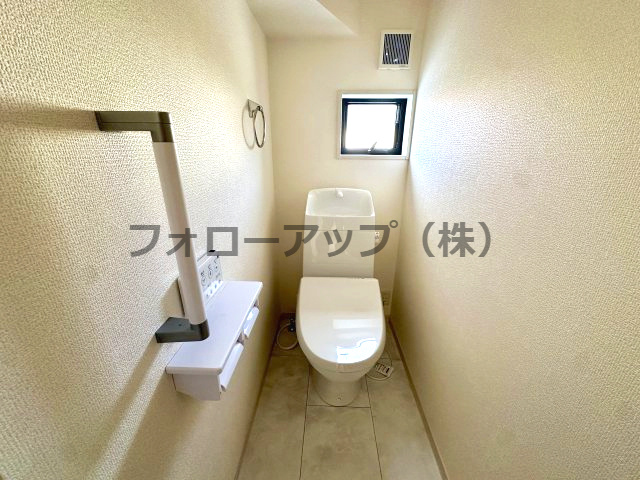 岸和田池尻町３期2号棟のトイレ|落ち着いたトイレです