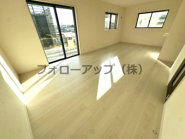 岸和田池尻町３期2号棟の居間・リビング