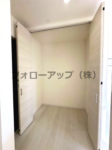 岸和田池尻町３期2号棟の収納|ちょっとした収納スペースも充実しています