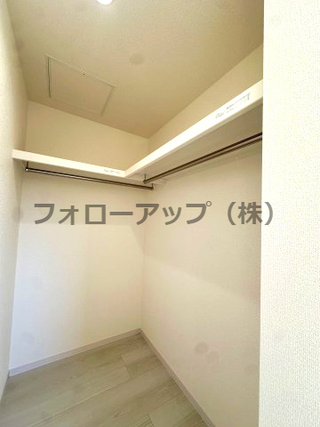 岸和田池尻町３期2号棟の収納|ちょっとした収納スペースも充実しています