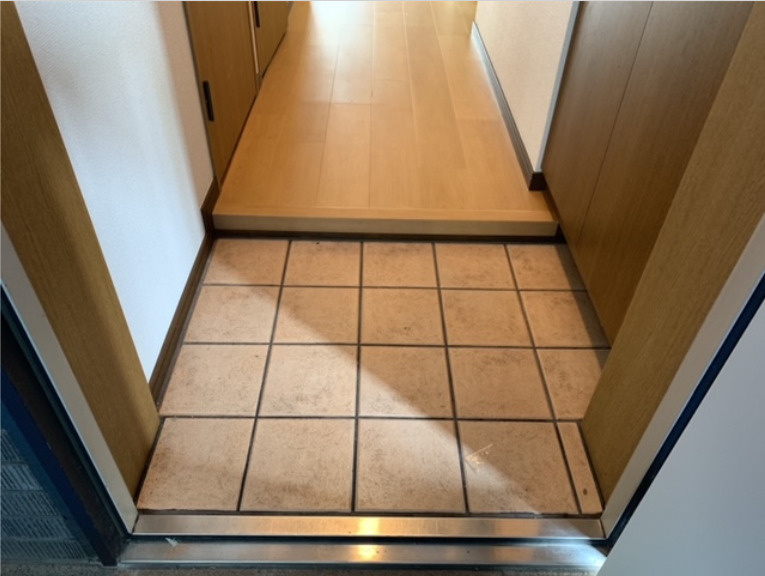 五反山ヒルズ　オートロック　駐輪場無料　南向きの玄関