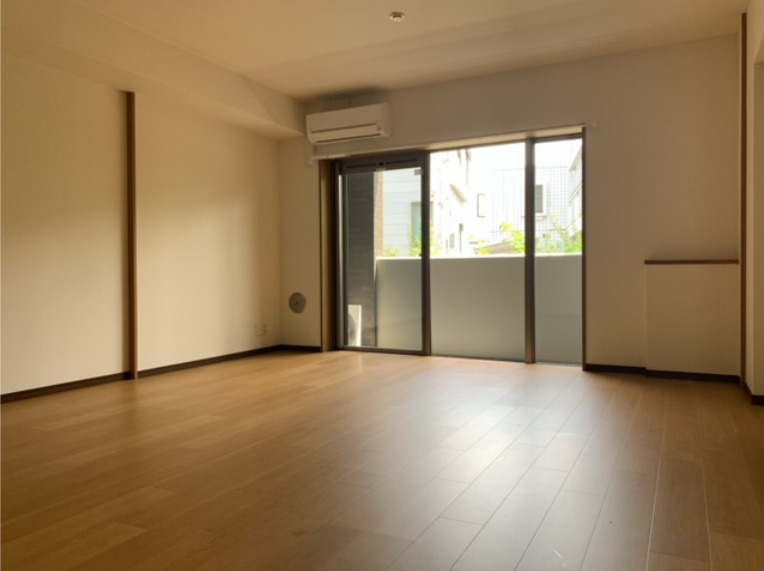 五反山ヒルズ　オートロック　駐輪場無料　南向きの居間・リビング