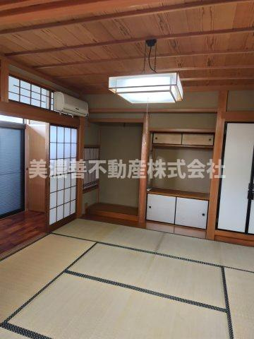 ６６４１２　各務原市那加前野町三丁目中古戸建ての和室