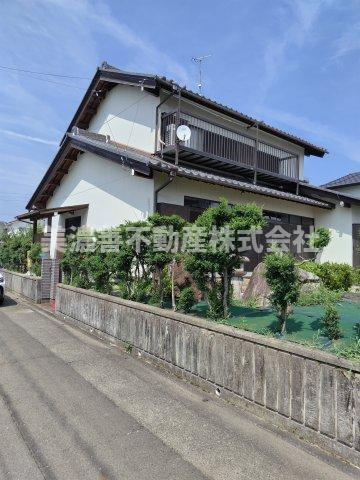 ６６４１２　各務原市那加前野町三丁目中古戸建ての外観