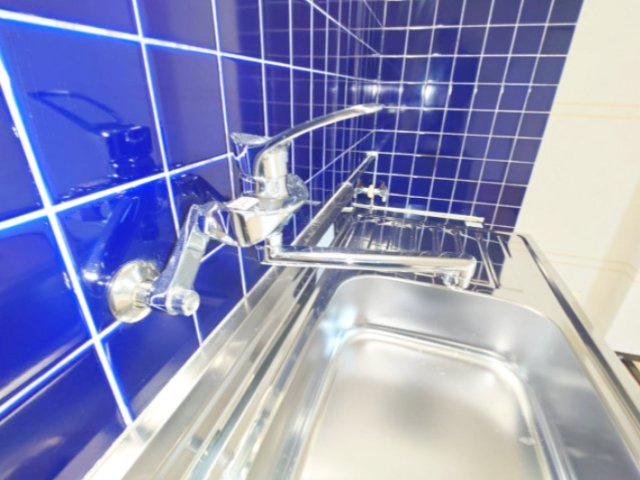 平泉スクールマンションのキッチン|独立型キッチン