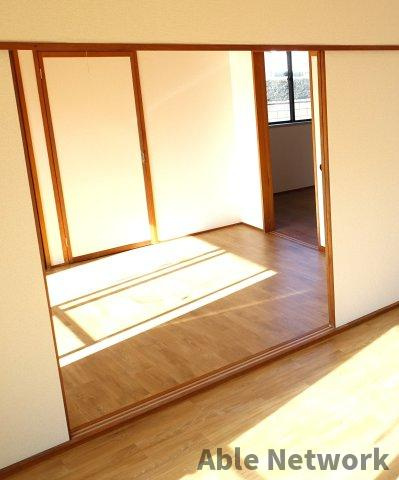 平泉スクールマンションの和室|和室６帖