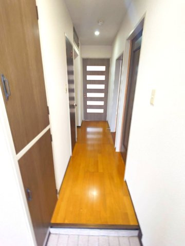 平泉スクールマンションの内装|廊下