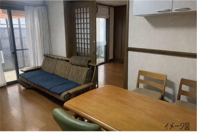 【居間・リビング】 | 各務原市鵜沼東町３丁目 | AⅠにより室内の荷物を一部消しております