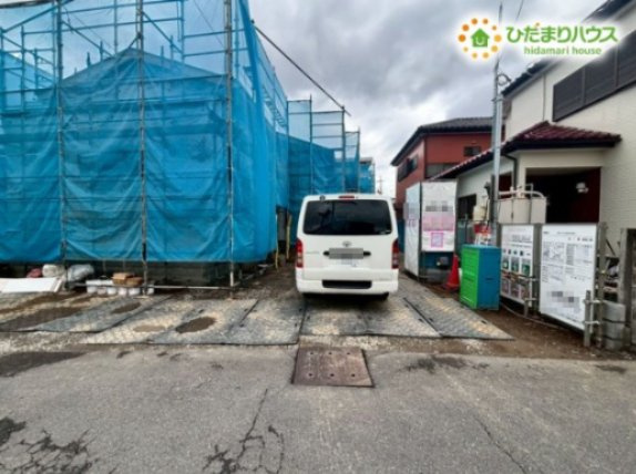 鴻巣市宮前　9期　新築一戸建て　リガーレ　01の駐車場