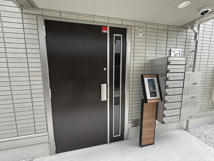 TORISIA箱崎宮前のエントランス