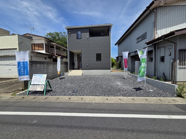 新築　桐生市境野町第7　1号棟　Cradle Gardenの駐車場|現地写真　駐車は建物南側に並列3台可能です！