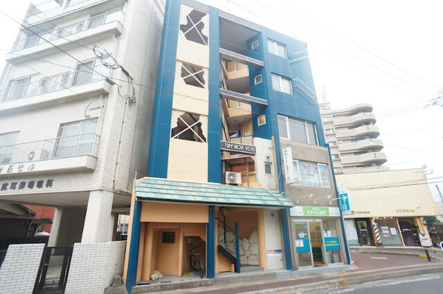 ＴＲＹＢＯＸＹＯＵの外観