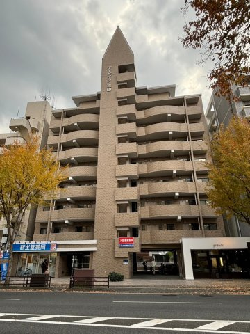 アーベイン秋山の外観