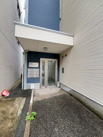 アイティーオー南福岡 のエントランス