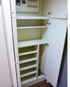 【玄関】 | レジデンス上野 | シンプルで使いやすい玄関です