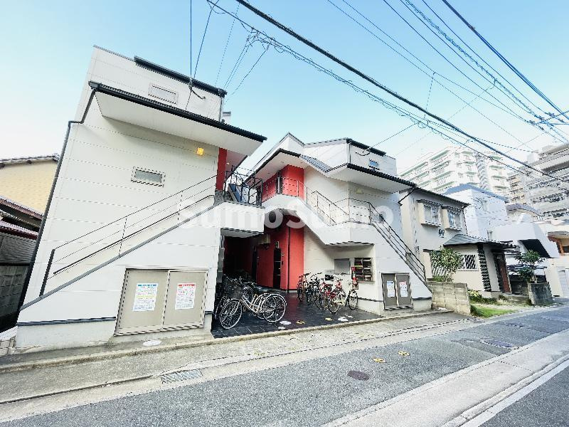 アウグーリ室見