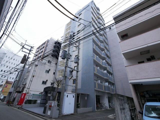 アーバンシティ天神南の外観