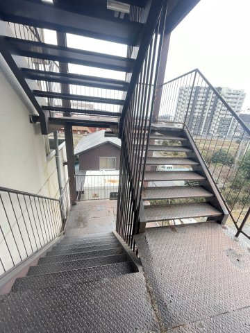 想定年間賃料2,067.6万　想定利回り10.33％　鉄筋コンクリート造のその他